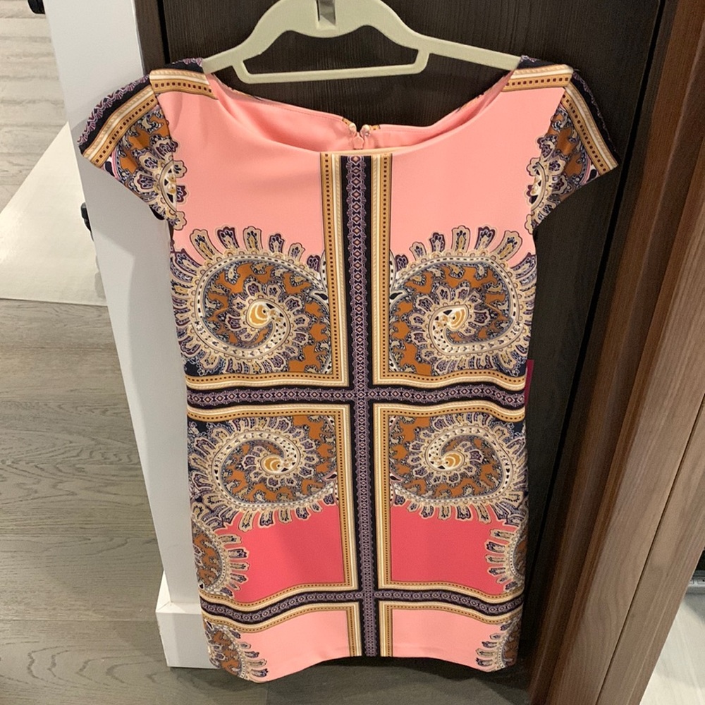 Vince Camuto printed dress